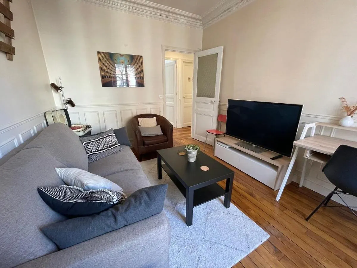 Apartment Appartement Cosy Montmartre Paris